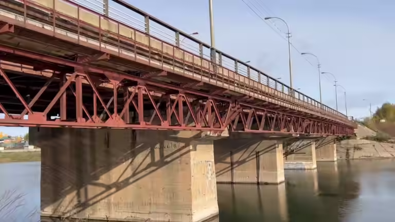 Движение по мосту через падь Пурсей в Братске ограничат с 7 октября